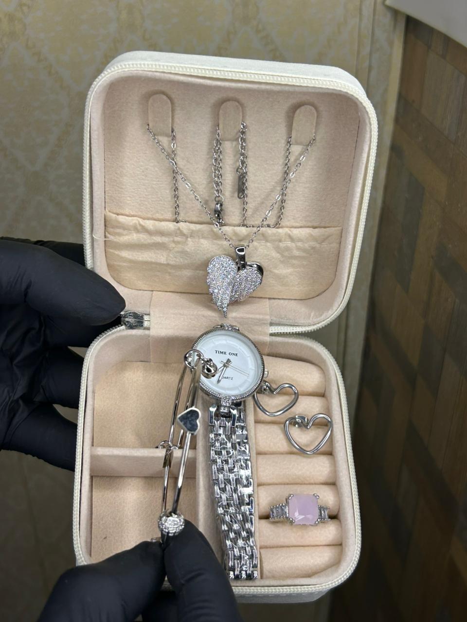 Elegant Heart & Stone 5-Piece Women’s Jewelry Gift Set | Imported Silver-Tone Quartz Watch, Heart Pendant Necklace, Open Ring, Bangle & Earrings Combo with Luxury Velvet Travel Organizer Case